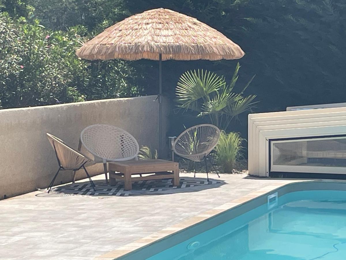 Sous Les Etoiles En Provence, Gite Les Bambous Lurs Esterno foto