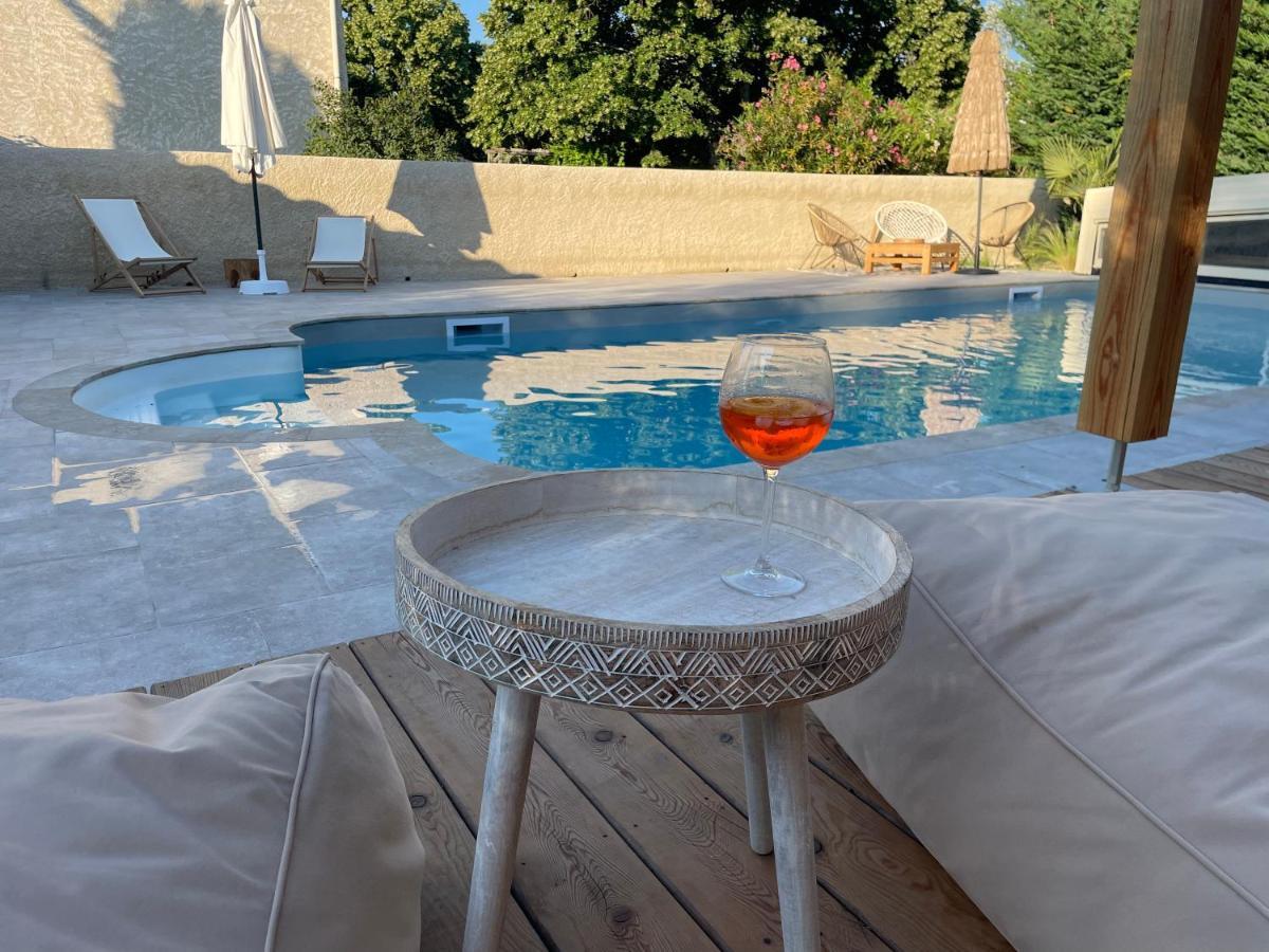 Sous Les Etoiles En Provence, Gite Les Bambous Lurs Esterno foto