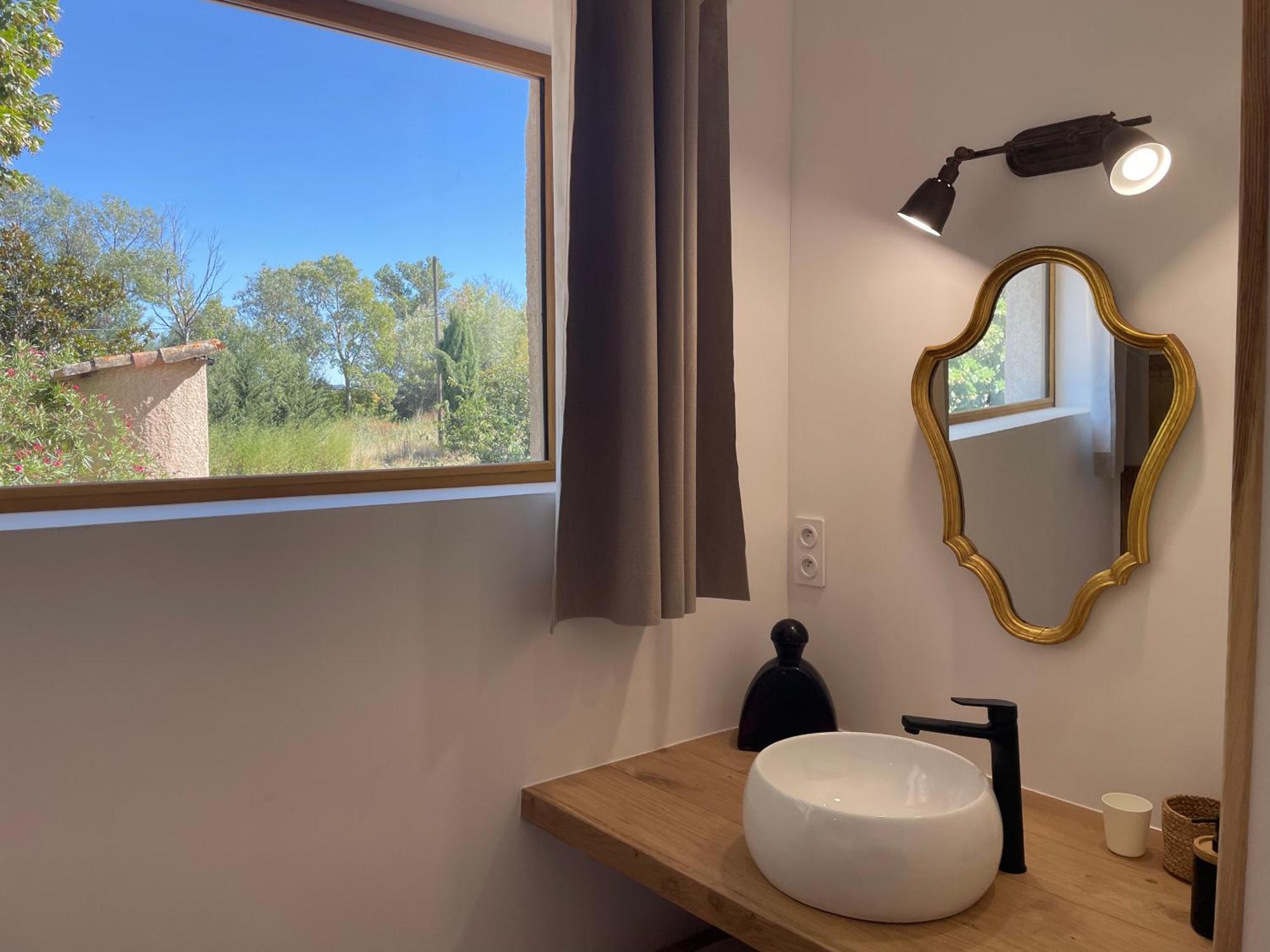 Sous Les Etoiles En Provence, Gite Les Bambous Lurs Esterno foto